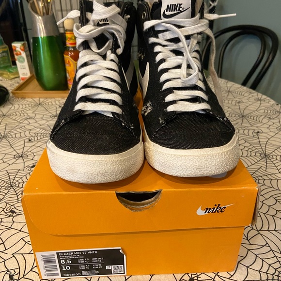 Nike Blazer Mid size 8.5m / 10w Cleveland rocks Black White classic distressed - Picture 5 of 6